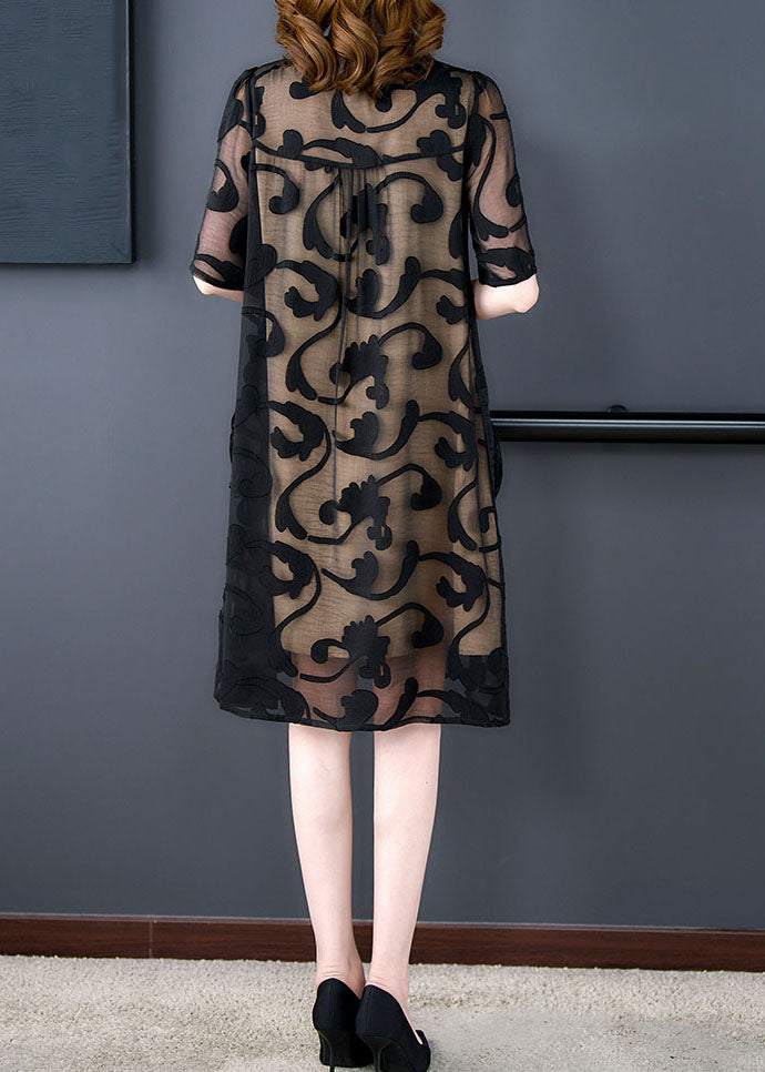 Sophisticated Dress with a Clean Classic Look