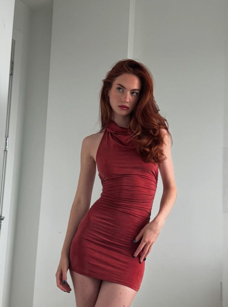 Pretty Halter Burgundy Satin Sheath Cocktail Dress Short 19th Birthday Outfits Homecoming Dress