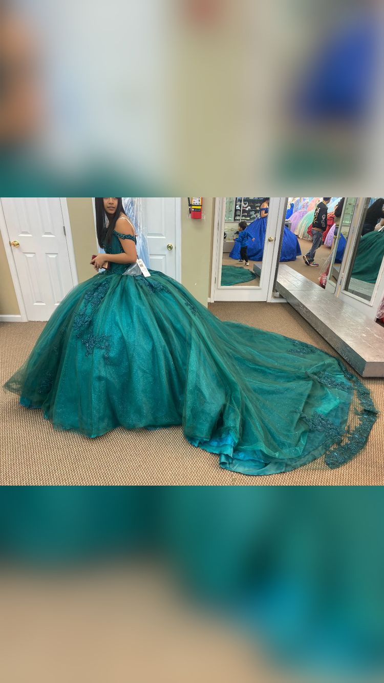 Off The Shoulder Ball Gown With Train Appliques Sweet 16 Dress Lace-up Back - View 3 | VelvetHem