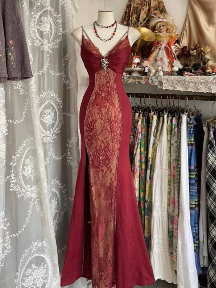 V Neck Lace Burgundy Long Prom Dress Mermaid Evening Party Gown fg6916 - View 3 | VelvetHem