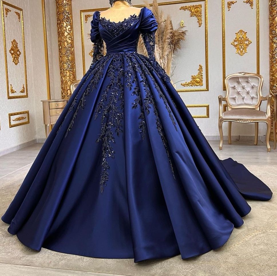 Elegant Navy Blue O-Neck Sequined Appliques Long Sleeves Quinceanera Evening Dress Ball Gown Floor Length Princess Prom Dress fg6858 - View 2 | VelvetHem