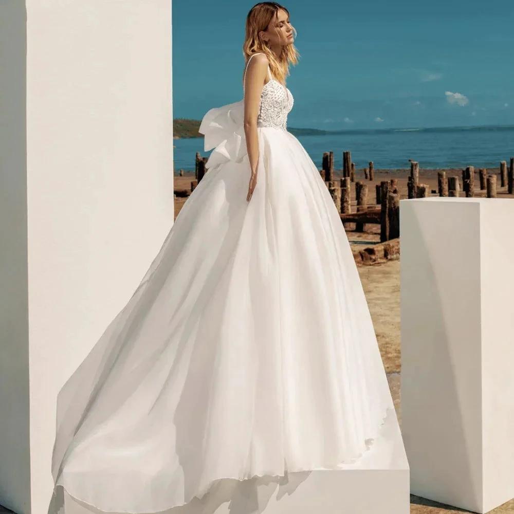 A-Line Bohemian Wedding Dresses Women's Sweetheart Spaghetti Strap Backless Vestido De Beaded Shiny Back Bowknot Robe De Mariee (ZD14156)
