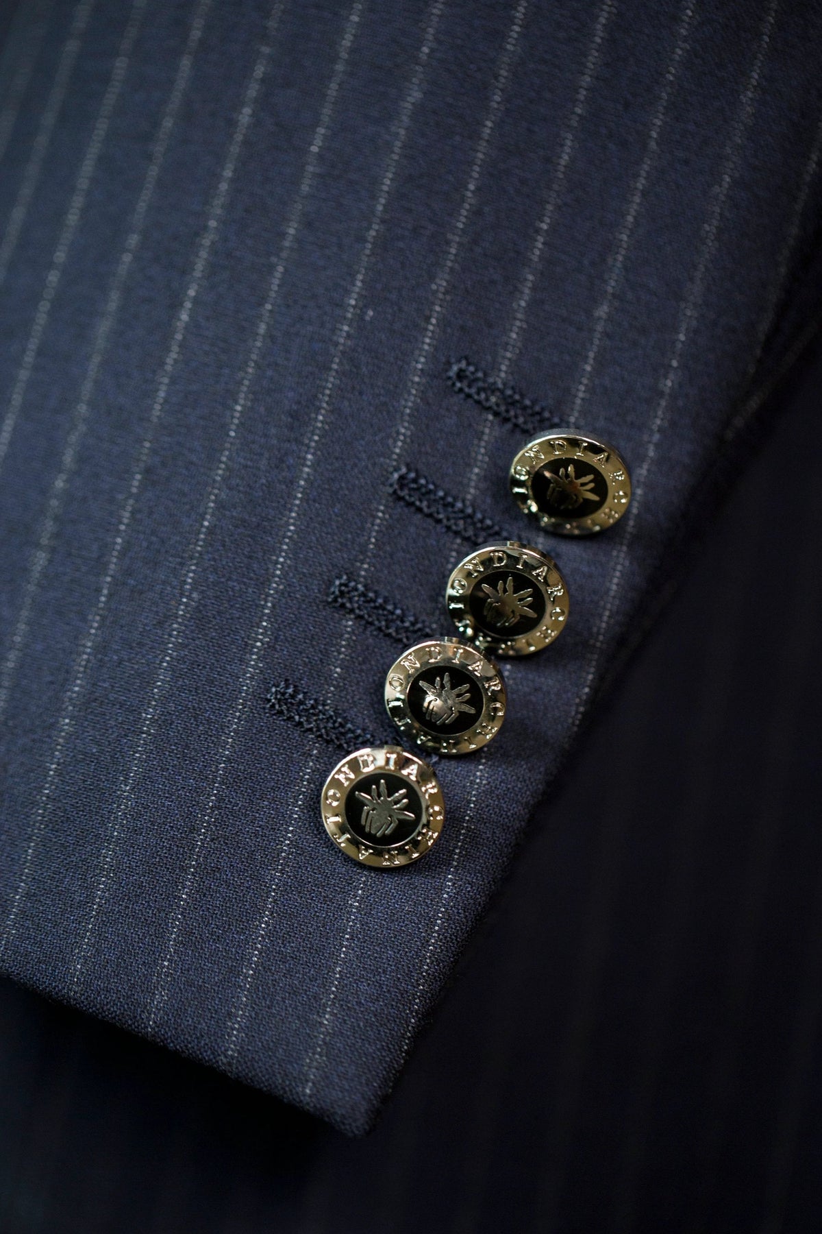 Double Breasted Pinstripe Wool Suit for Groom and Business Formal (ZD17104)