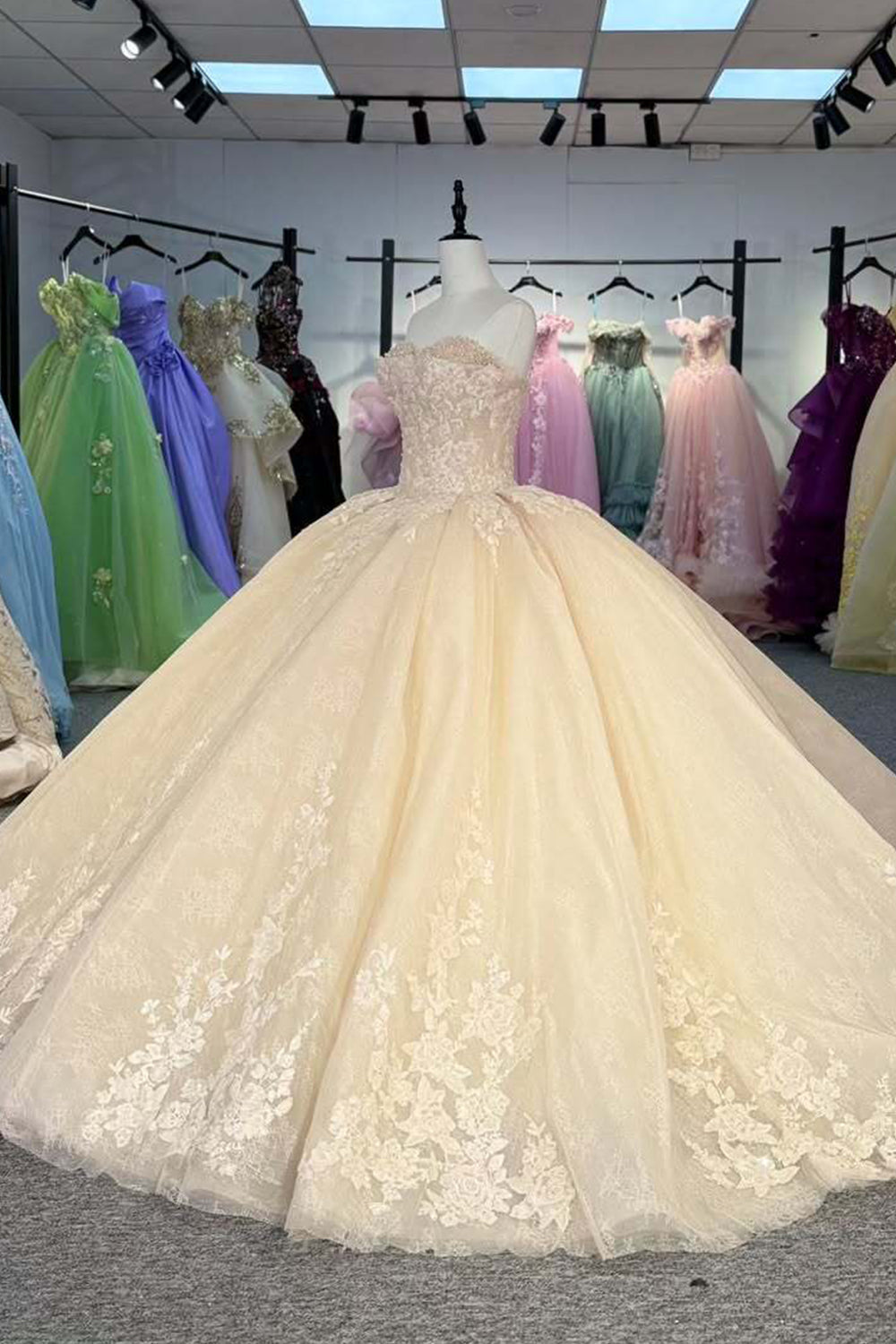 Gorgeous A Line Sweetheart Champagne Quinceanera Dress with Appliques Criss Cross Up