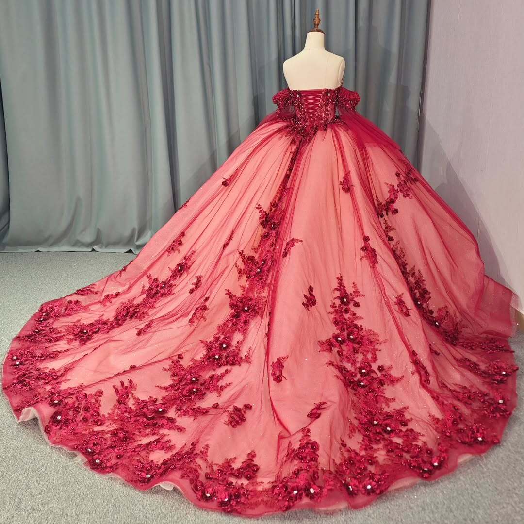 Elegant A Line Off the Shoulder Red Quinceanera Dress with Beading Appliques