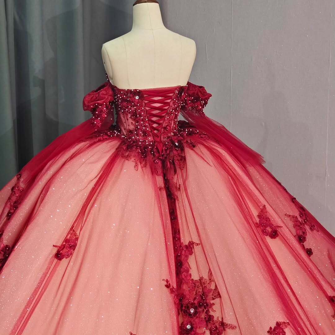 Elegant A Line Off the Shoulder Red Quinceanera Dress with Beading Appliques
