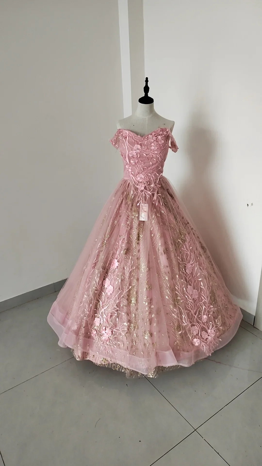Sweet Pink Tulle Lace Appliques Ball Gown,Off The Shoulder Quinceanera Dress - VelvetHem