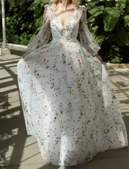French Elegant Floral Chiffon Long Sleeve Bridal Dress ,V Neck Wedding Dress (ZD13620)