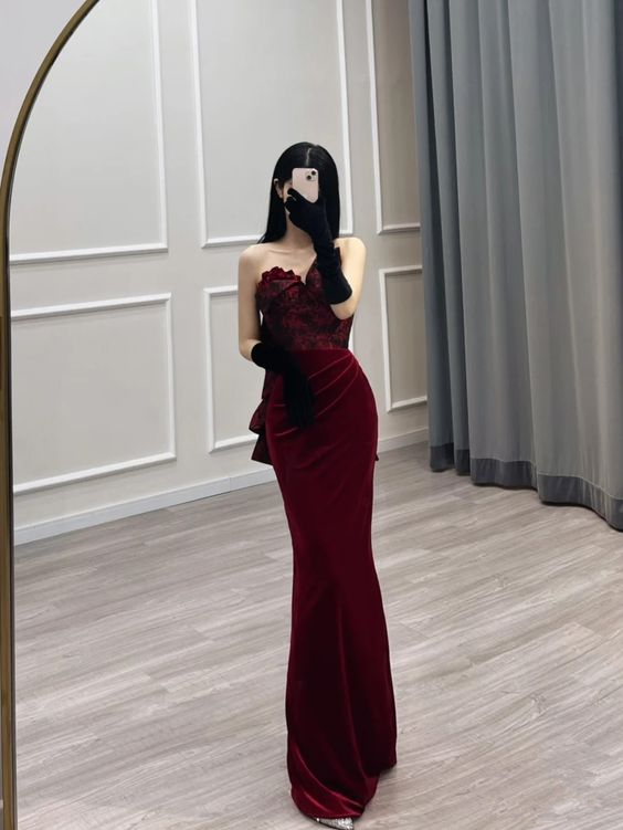 Sexy Mermaid Sweetheart Velvet Burgundy Long Prom Dress - View 2 | VelvetHem