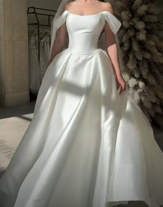 Vintage wedding dress Off the shoulders for women Satin lace-up bridal dress Custom made fg6129 - View 2 | VelvetHem