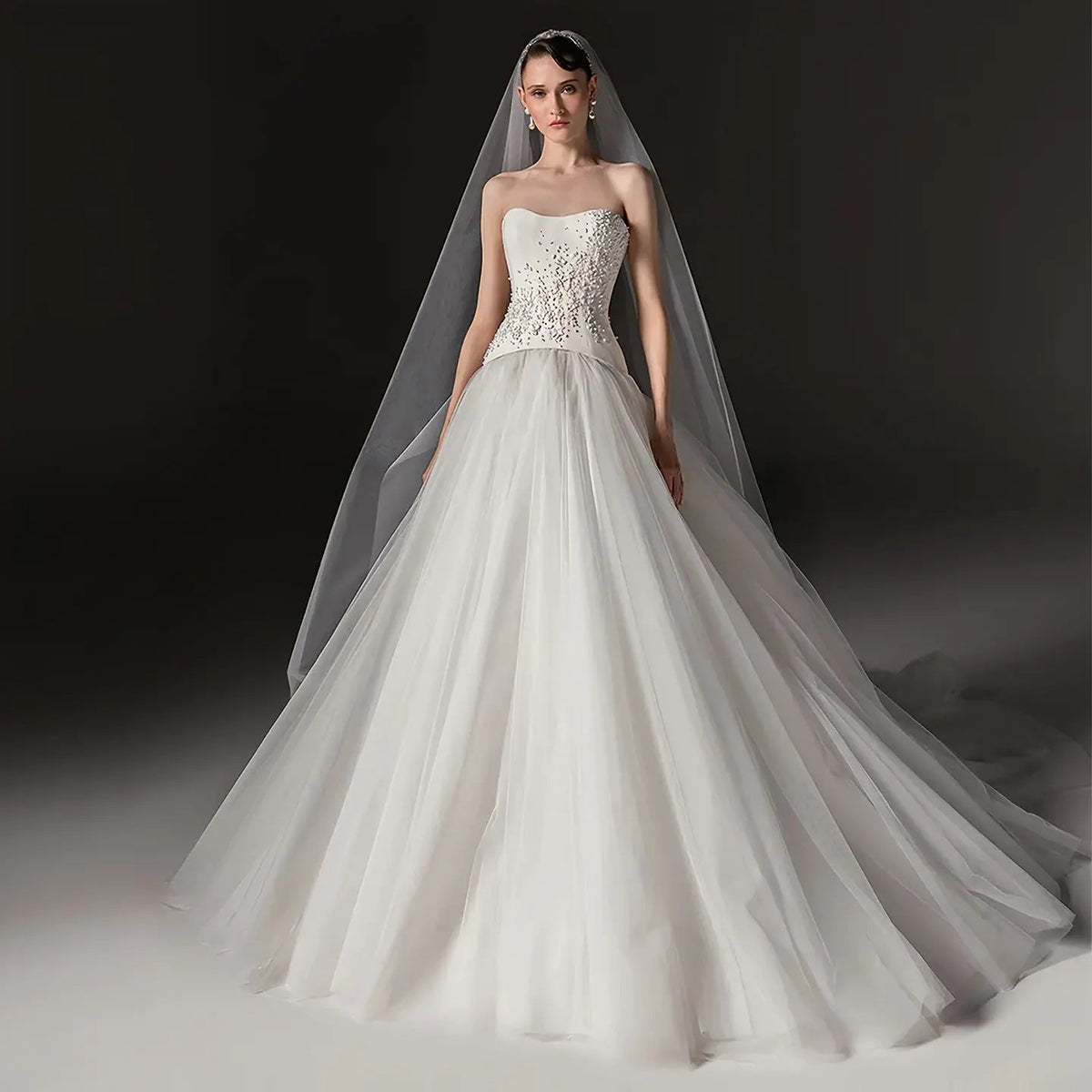 Elegant White Strapless Bodice Crystal Ball Gown Wedding Dress with Veil ZP080