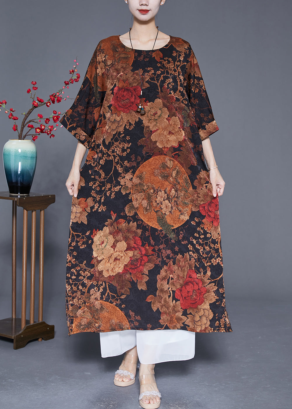 Classic Vintage & Enduringly Stylish Dress