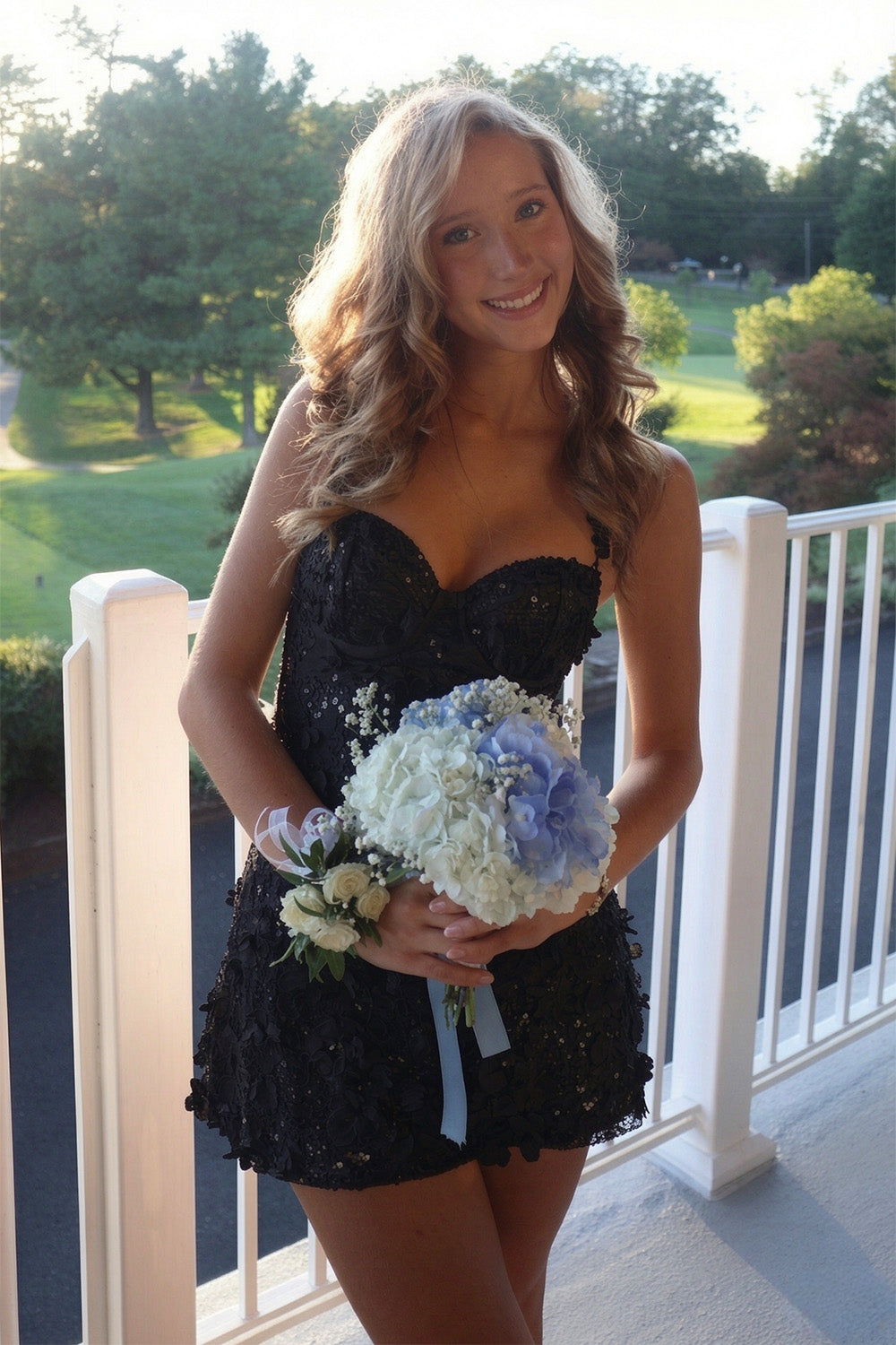 Glamorous A Line Sweetheart White Short Homecoming Dress with Appliques