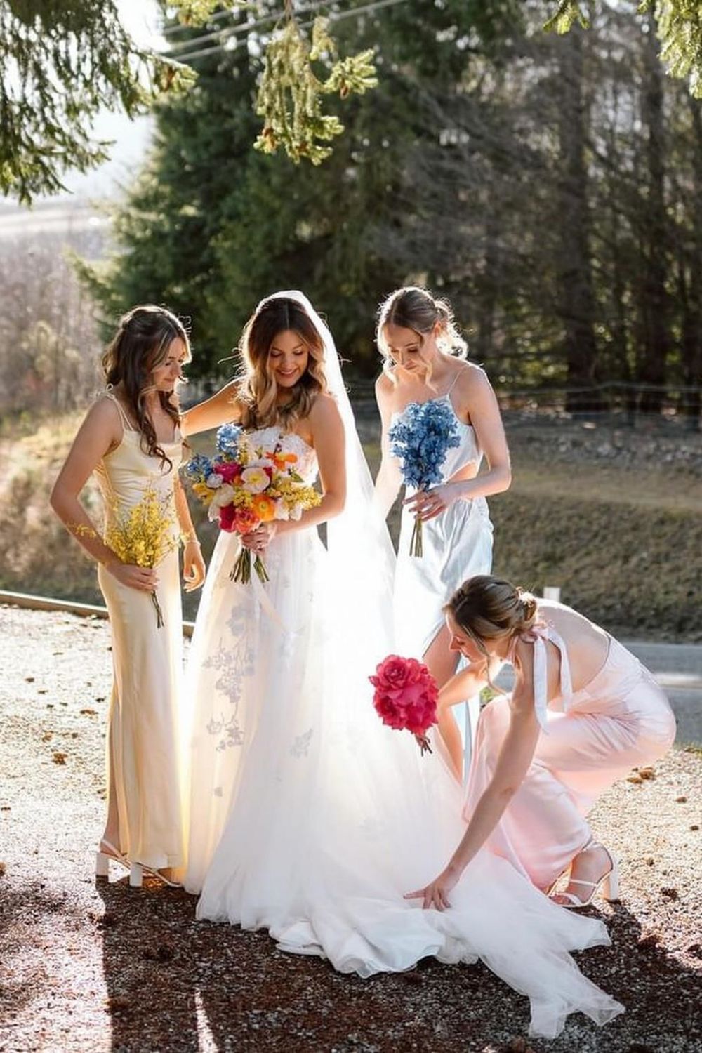 Gorgeous A Line Sweetheart White Tulle Wedding Dress with Appliques