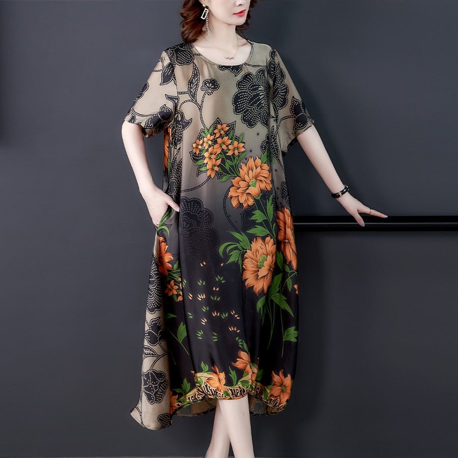 Classic Vintage & Enduringly Stylish Dress