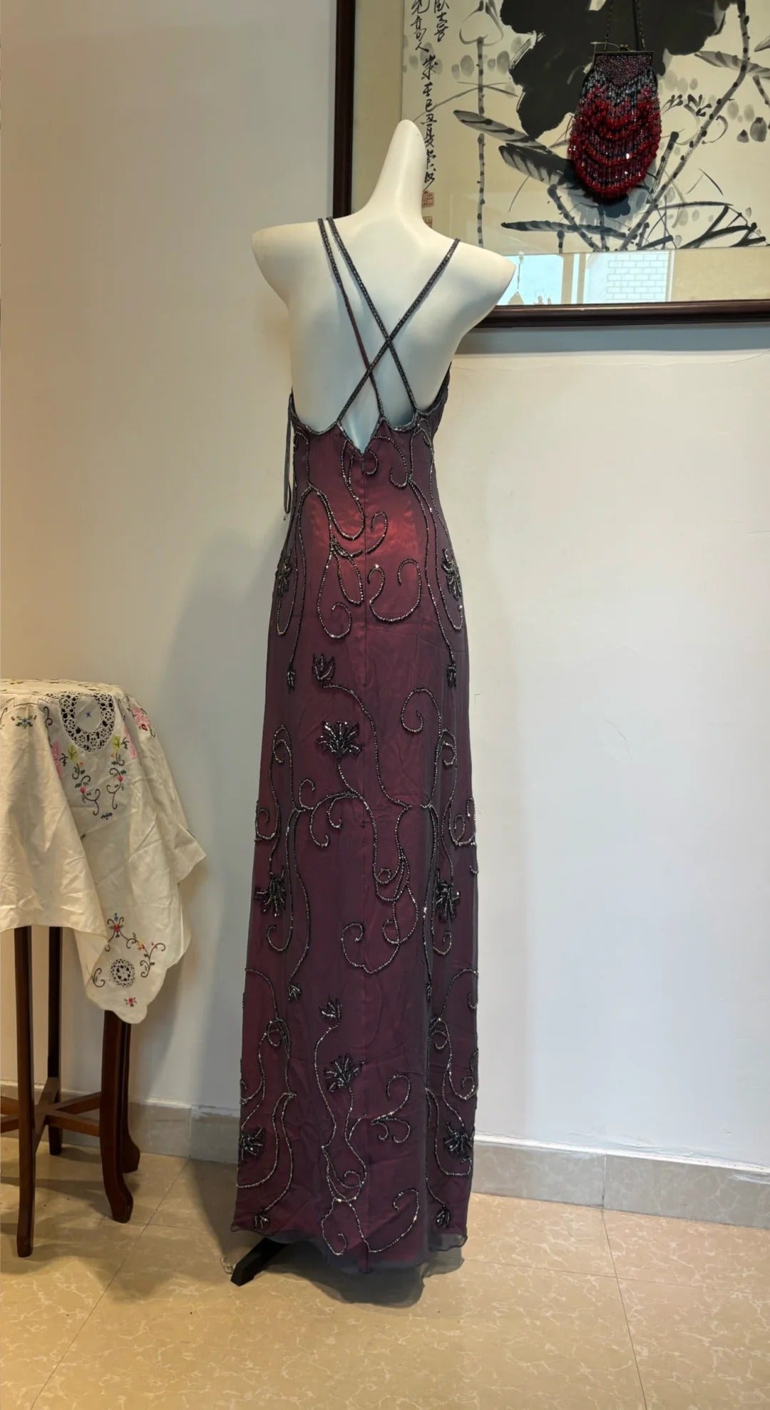 Elegant Vintage Burgundy Beaded Floral Crossover Backless Satin Long Prom Dress Evening Dress