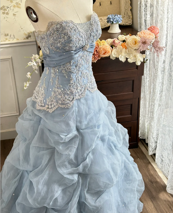 Vintage Princess Light Hazy Blue Strapless Lace Embroidered Tulle Ball Gown Evening Dress - View 2 | VelvetHem