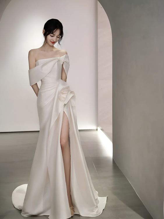 Off-The-Shoulder Satin High Split Twist Front Train Dresses For Wedding fg6444 - VelvetHem