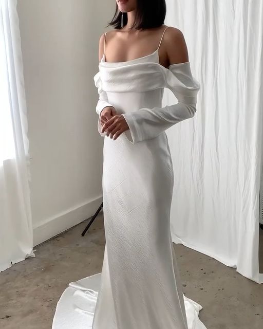 Sexy Backless Mermaid Wedding Dresses Women Spaghetti Straps Long Sleeves Dress fg6675 - VelvetHem