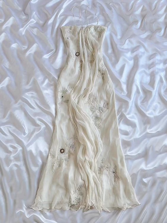 Vintage Ivory Straps Charming Party Dress long prom evening dresses fg6716 - VelvetHem