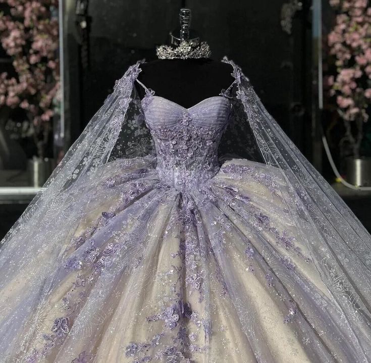 Light Purple Quinceanera Dressess with Cape Luxury Butterfly Applique Sweet 16 Ball Gown fg6470 - VelvetHem