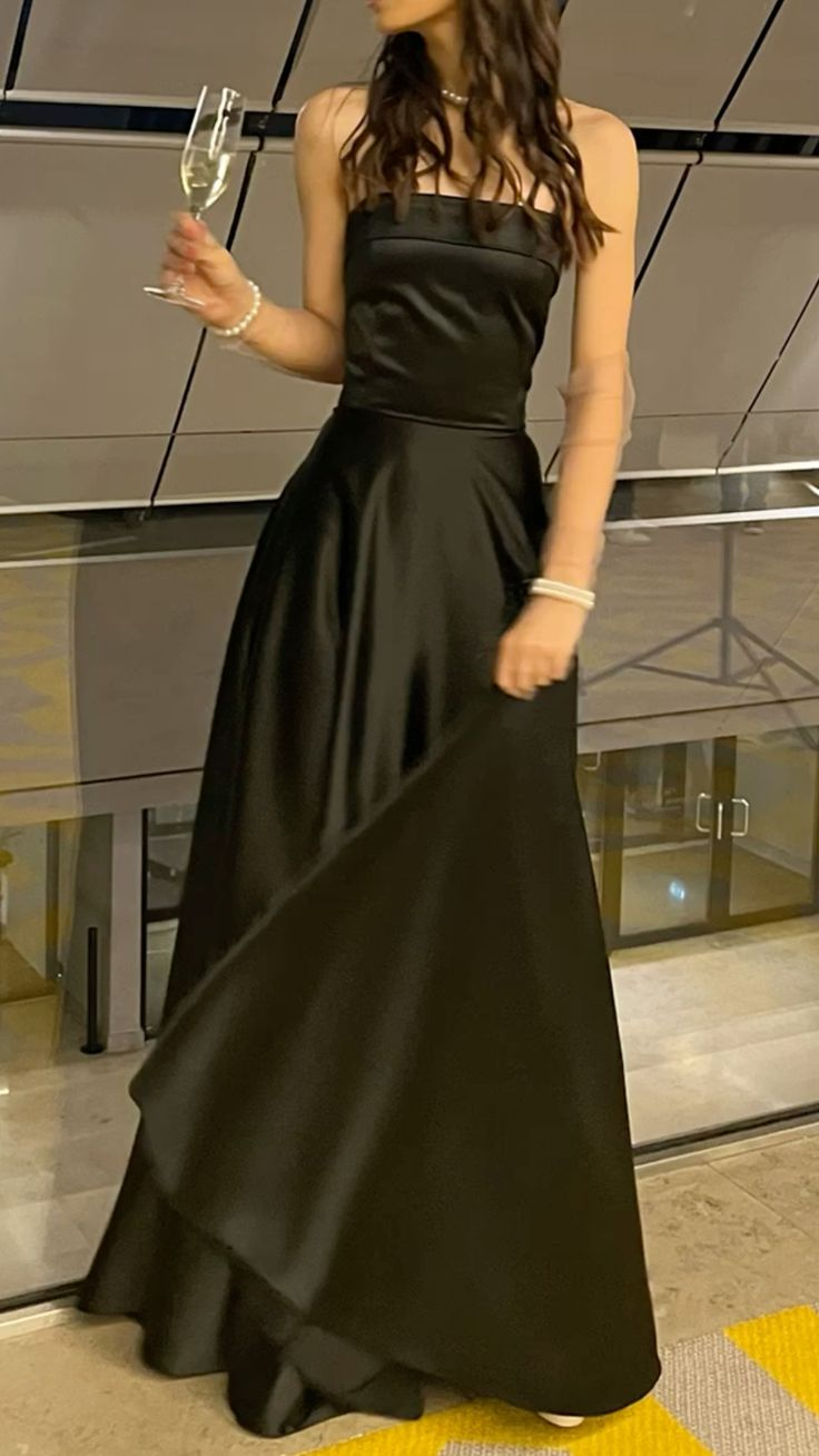 Elegant Spaghetti Straps Black Satin A Line Long Wedding Guest Dress Formal Party Dress Birthday Outfits