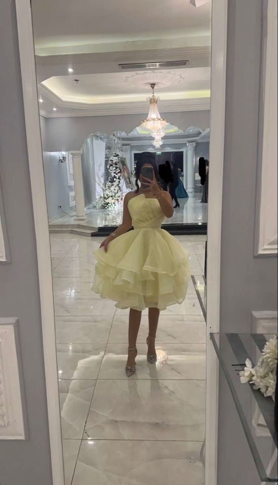 Elegant yellow short prom dress for women fg6132 - View 2 | VelvetHem