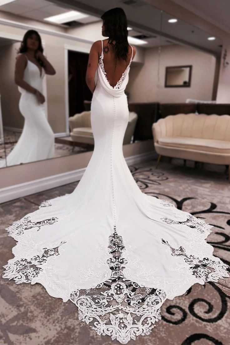 Unique Mermaid V Neck Satin Wedding Dress with Appliques fg6588 - View 3 | VelvetHem