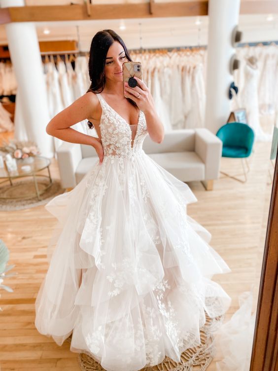 Elegant V Neck Tulle Prom Dresses, Princess Long Wedding Dresses