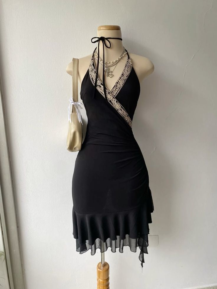 Sexy Halter Birthday Outfit Short Evening Dress Short Party Dress Cocktail Dresses - View 2 | VelvetHem