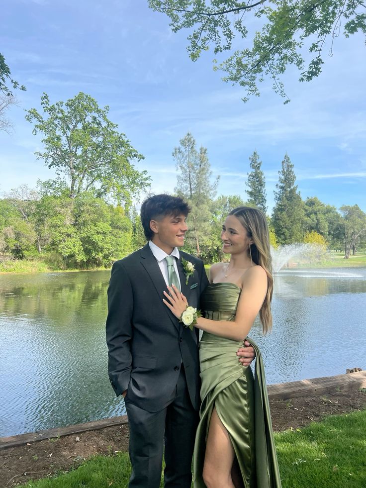 Strapless Green Satin Long Prom Dress With Slit fg6646 - VelvetHem