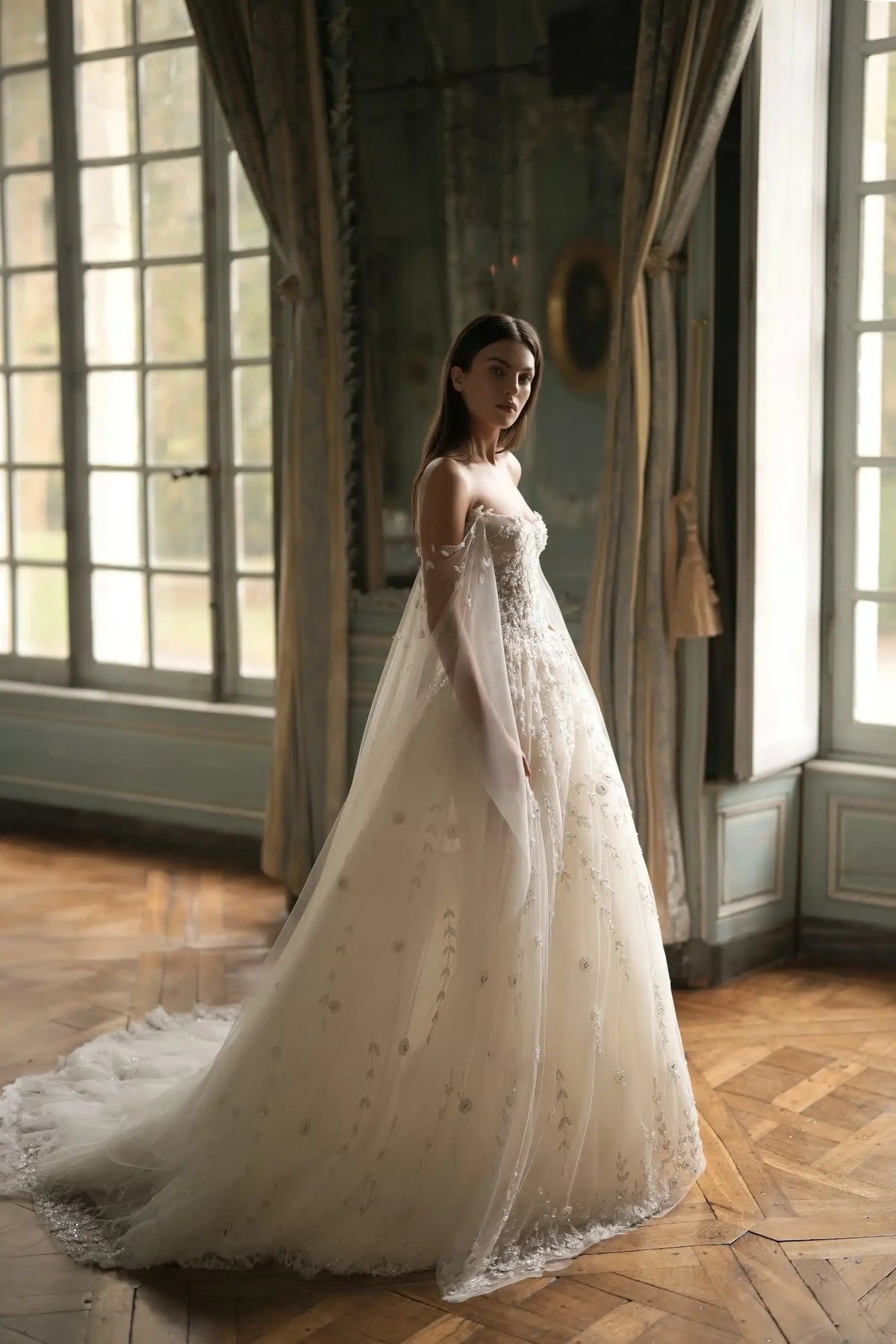 White Sparkly Beaded Corset Tulle Wedding Gown with Long Train ZP206