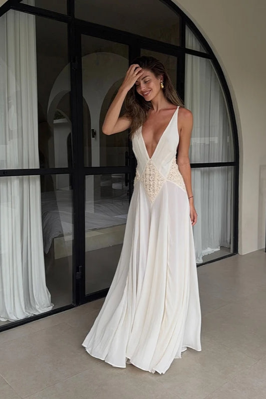 Classic Dress Inspired by Contemporary Streetwear Fashion