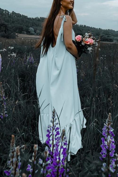 Gracefully Styled Dress for Any Occasion