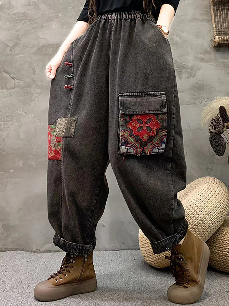 Effortlessly Elegant Pants with a Timeless Design