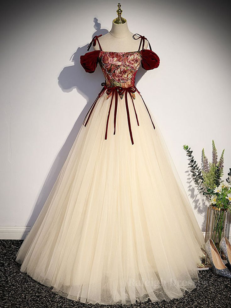 Vintage Spaghetti Straps Tulle A Line Evening Dress Elegant Party Gown - VelvetHem