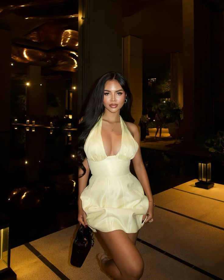 Elegant Yellow Halter V Neck Homecoming Dress Cocktail Dress