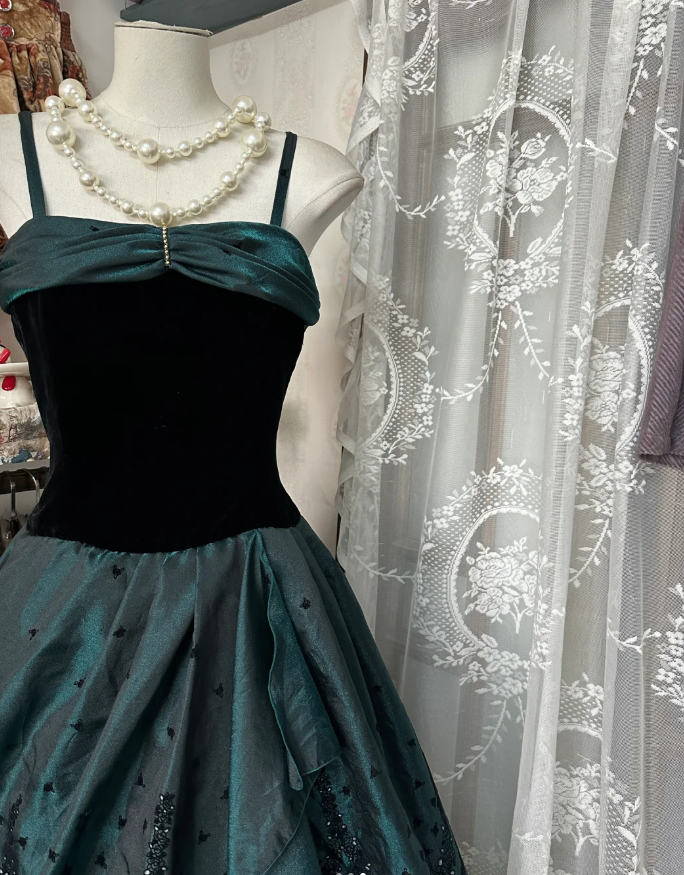 Vintage Green Spaghetti Straps Satin Beaded A Line Long Party Dress Prom Dresses - View 2 | VelvetHem