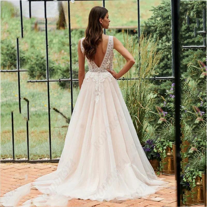 Vintage Spaghetti Straps Wedding Dresses Illusion V-Neck Backless Robe Romantic Tulle A-line Bridal Gowns (ZD13545)