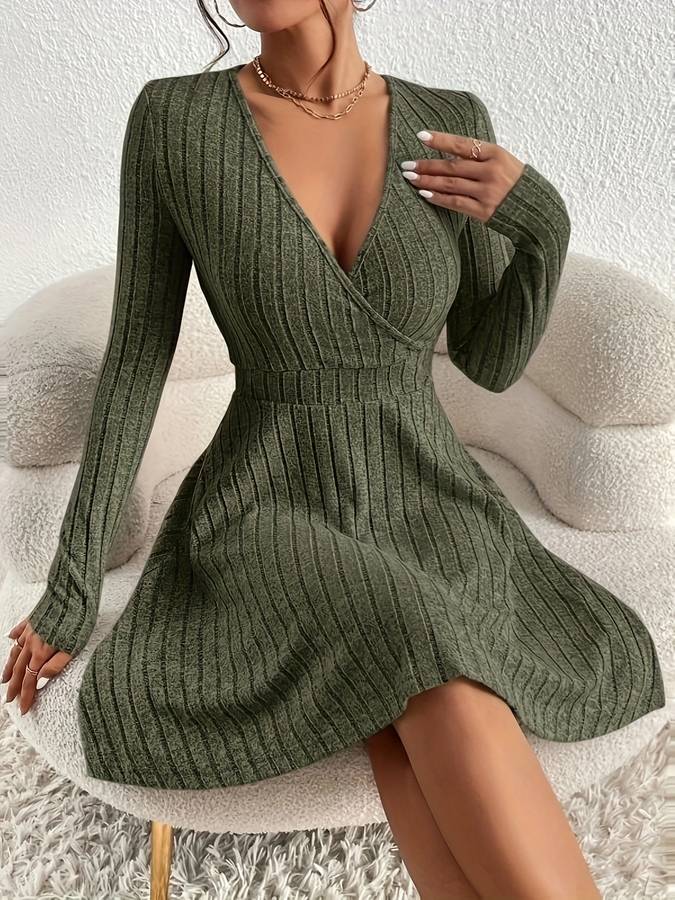 Orla Knitted Dress with V-neck for Women Date Night Outfit