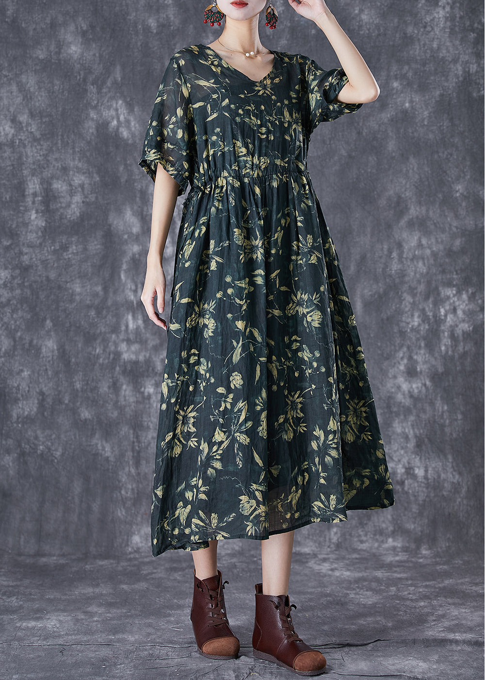 Gracefully Styled Dress for Any Occasion