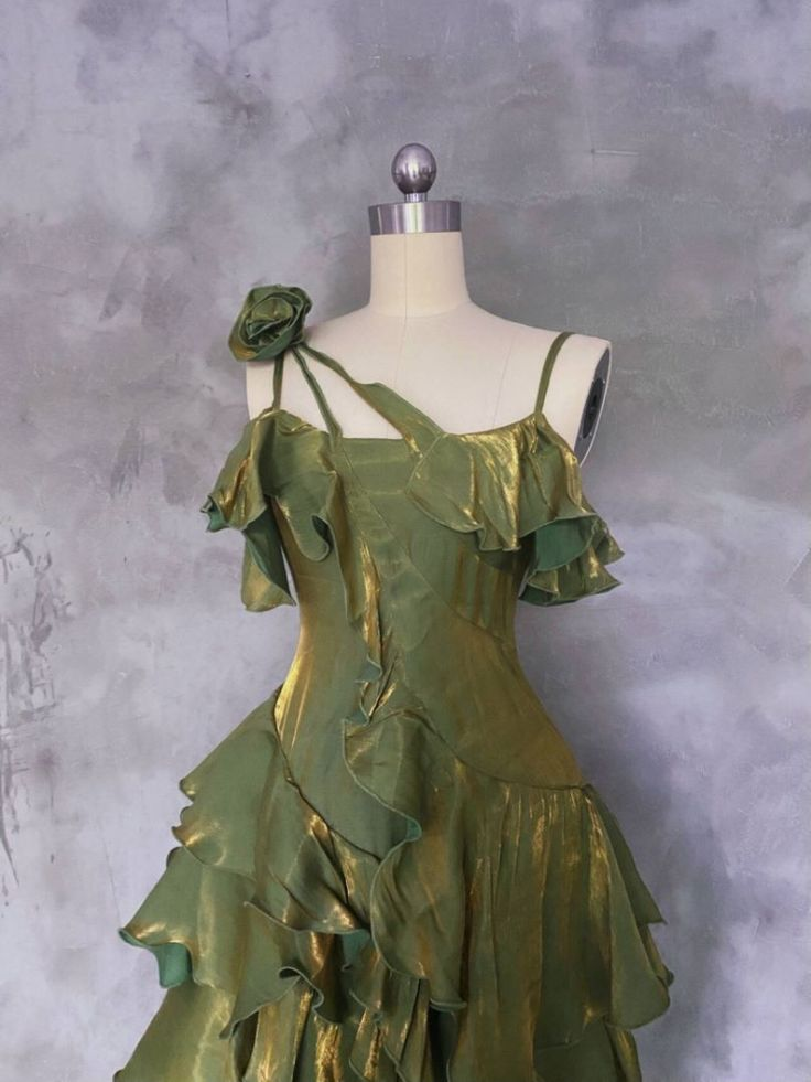Vintage Green Asymmetrical Layered Flounce Spaghetti Strap Prom Dress Evening Gown - View 2 | VelvetHem