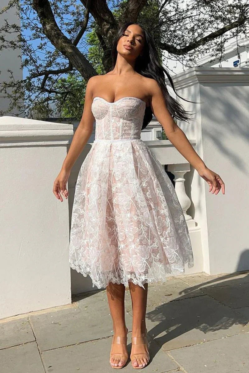 Charming A Line Sweetheart Lilac Tulle Tea Length Party Dress with Appliques