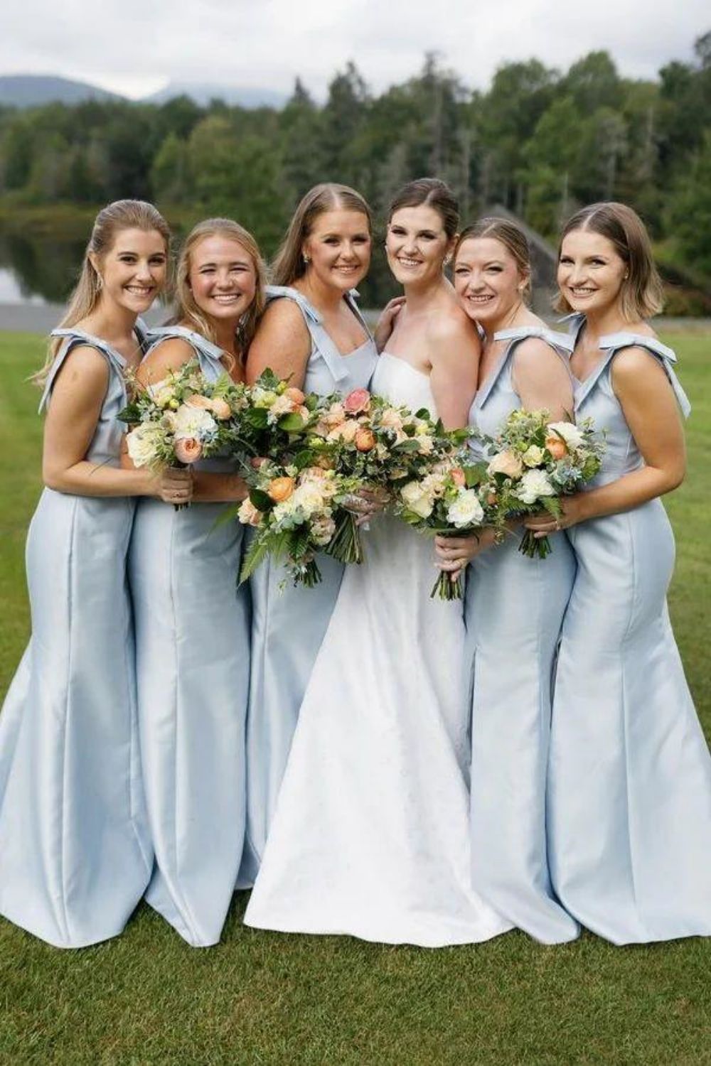 Beauty Sheath Square Neck Blue Long Bridesmaid Dress with Bowknot - VelvetHem