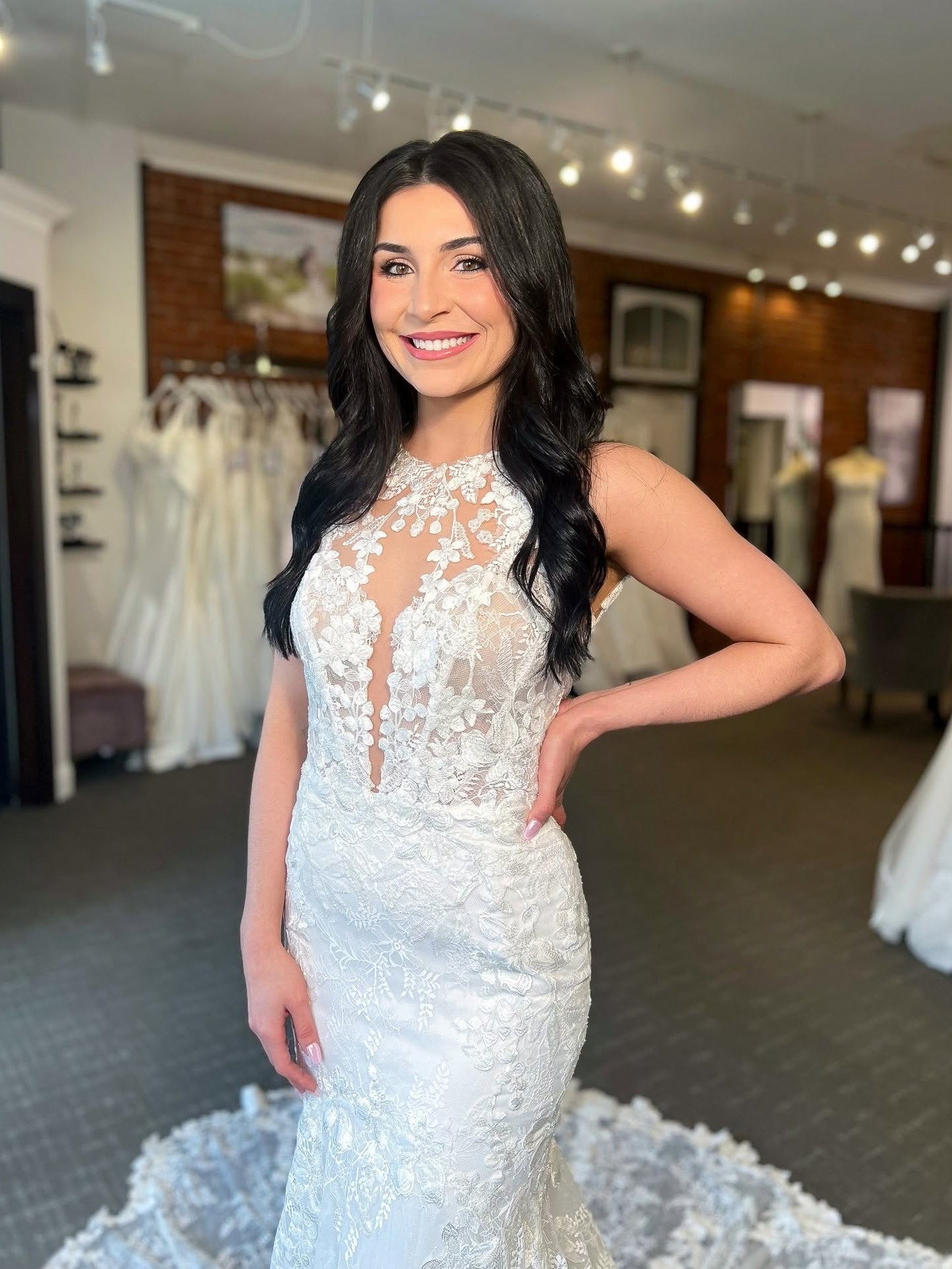 Round Neck Sleeveless Open Back All Over Lace Mermaid Wedding Gown