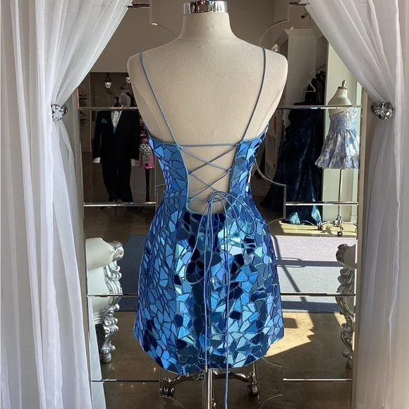 Gorgeous Spaghetti Straps Blue Sequin Sheath Short Cocktail Dress Formal Graduation Homecoming Dress