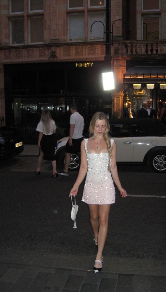 Gorgeous Sheath Square Neck Sequin Short Homecoming Dress Cocktail Dress - View 3 | VelvetHem