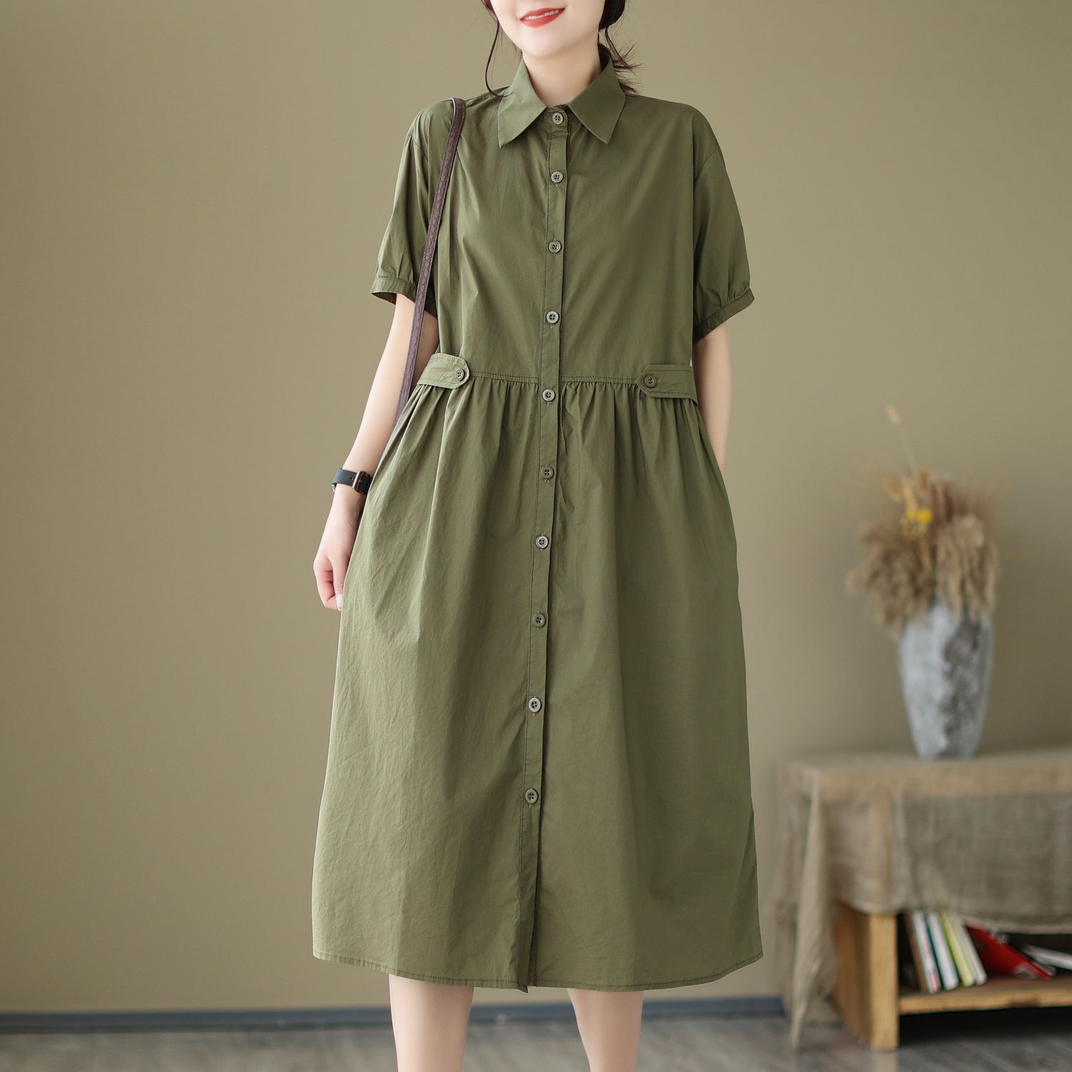 Sophisticated Dress with a Clean Classic Look