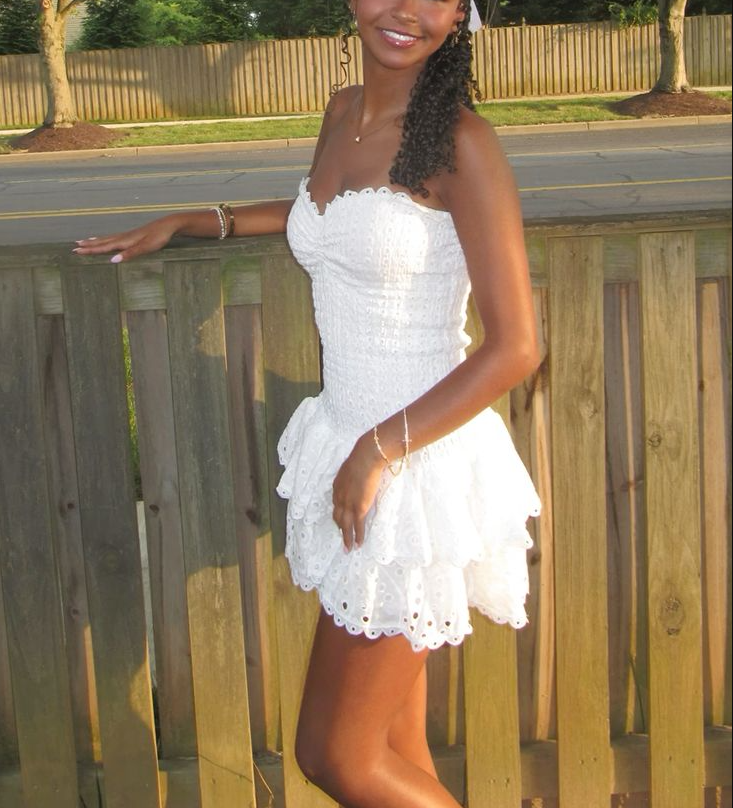 White Sweetheart A-Line Short Party Dress Homecoming Dress fg7045 - View 2 | VelvetHem