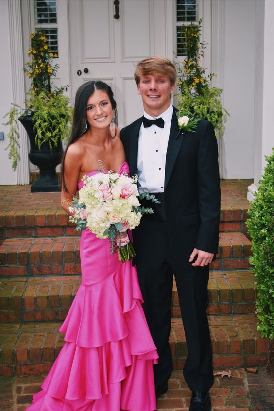 Chic Sheath Sweetheart Pink Prom Dresses